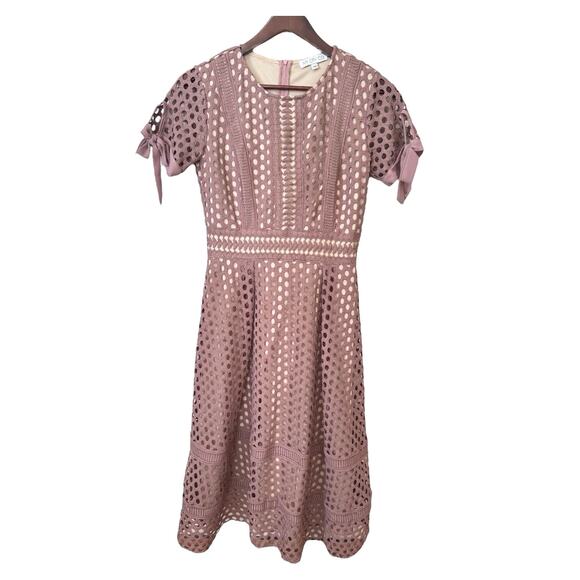 IVY CITY CO. Vera Midi Dress Mauve Mommy & Me Size Medium Eyelet Bows Romantic - Picture 2 of 8